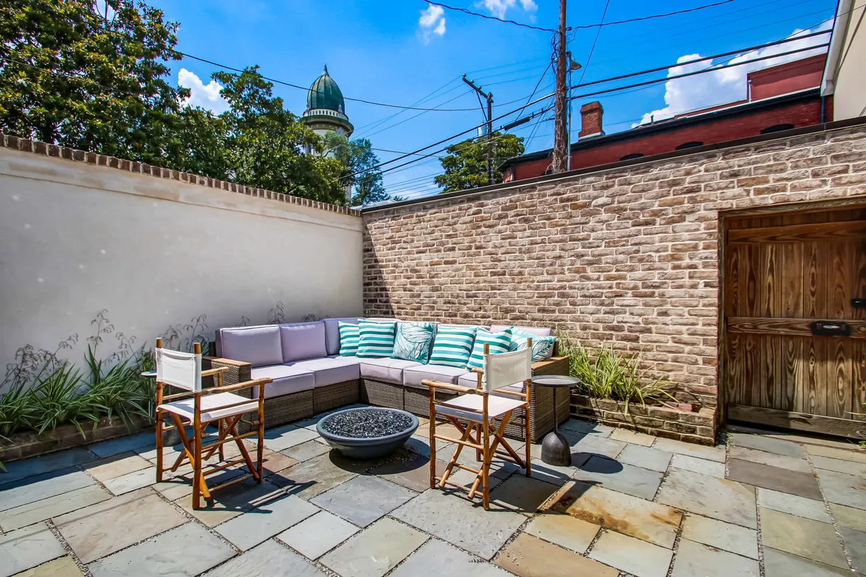 Savannah Real Estate | View 404 E Liberty Street | room 40 | View 41