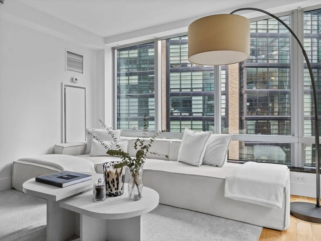 Boston, MA Real Estate | View 3 Avery St #606 | room 2