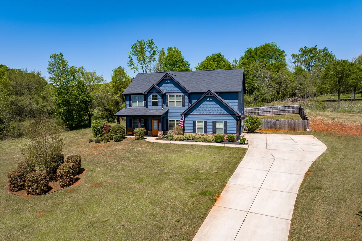Athens, GA Real Estate | View 970 Valley Drive | 5 Beds, 3 Baths