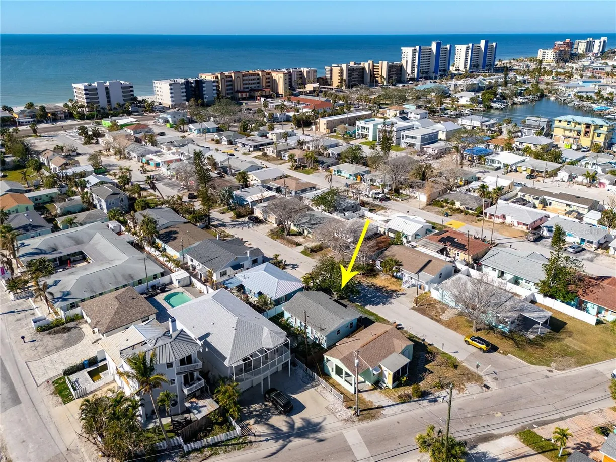 Sarasota/St. Petersburg Real Estate | View 255 146th Ave E | room 2