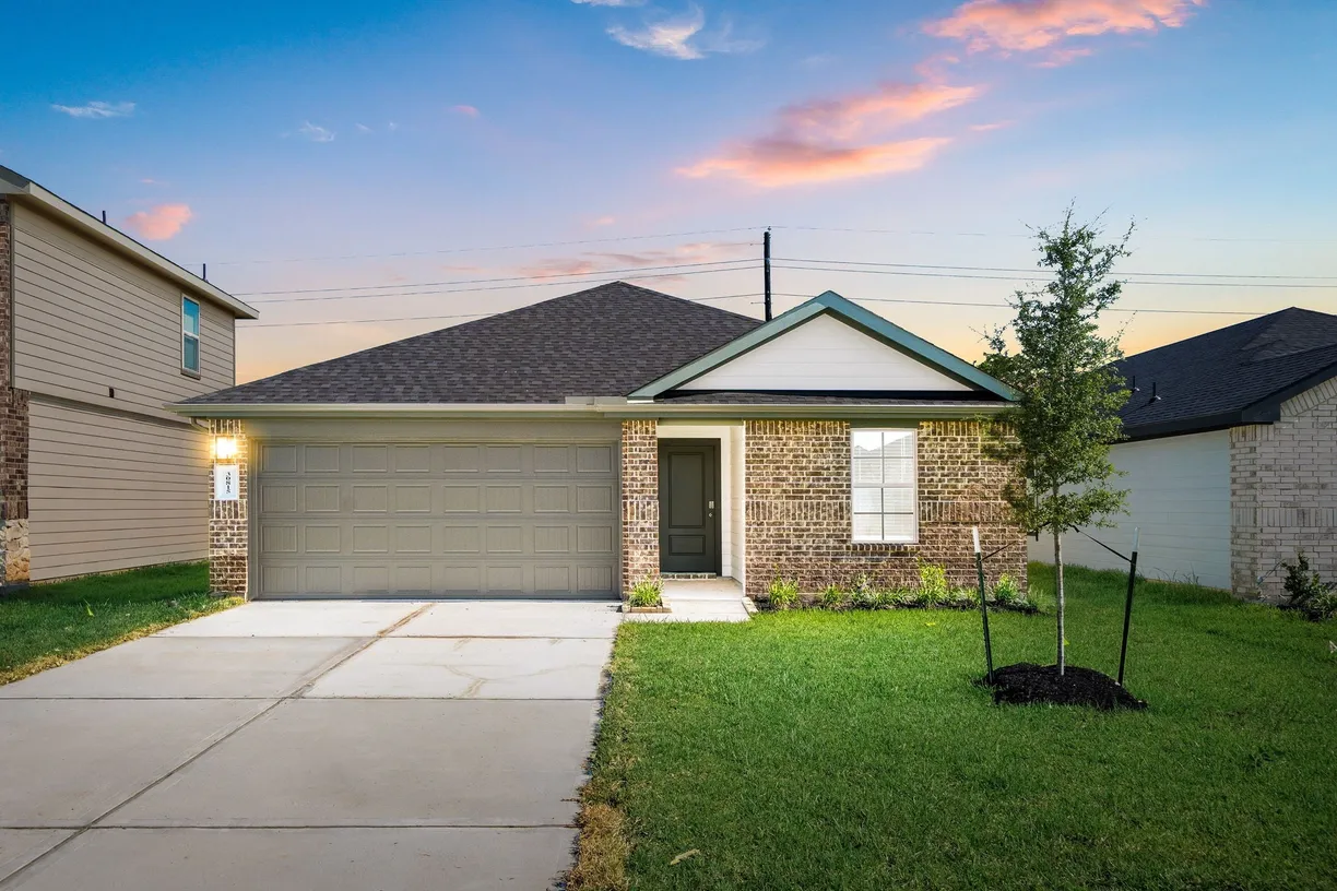 Houston Suburbs Real Estate | View 30815 Brightwell Bend | 4 Beds, 2 Baths