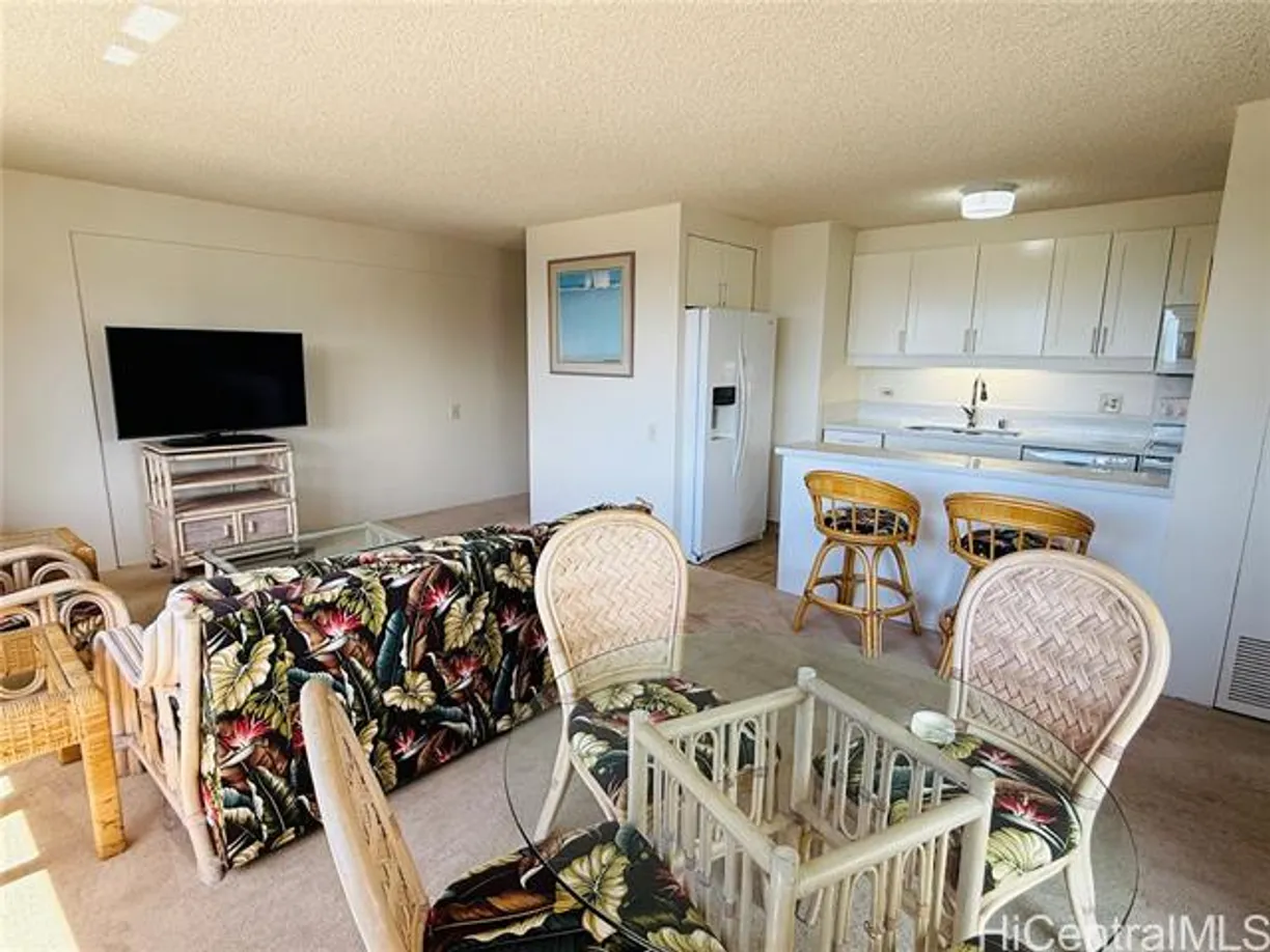 Hawaii Real Estate | View 1778 Ala Moana Boulevard, #2816 | room 1