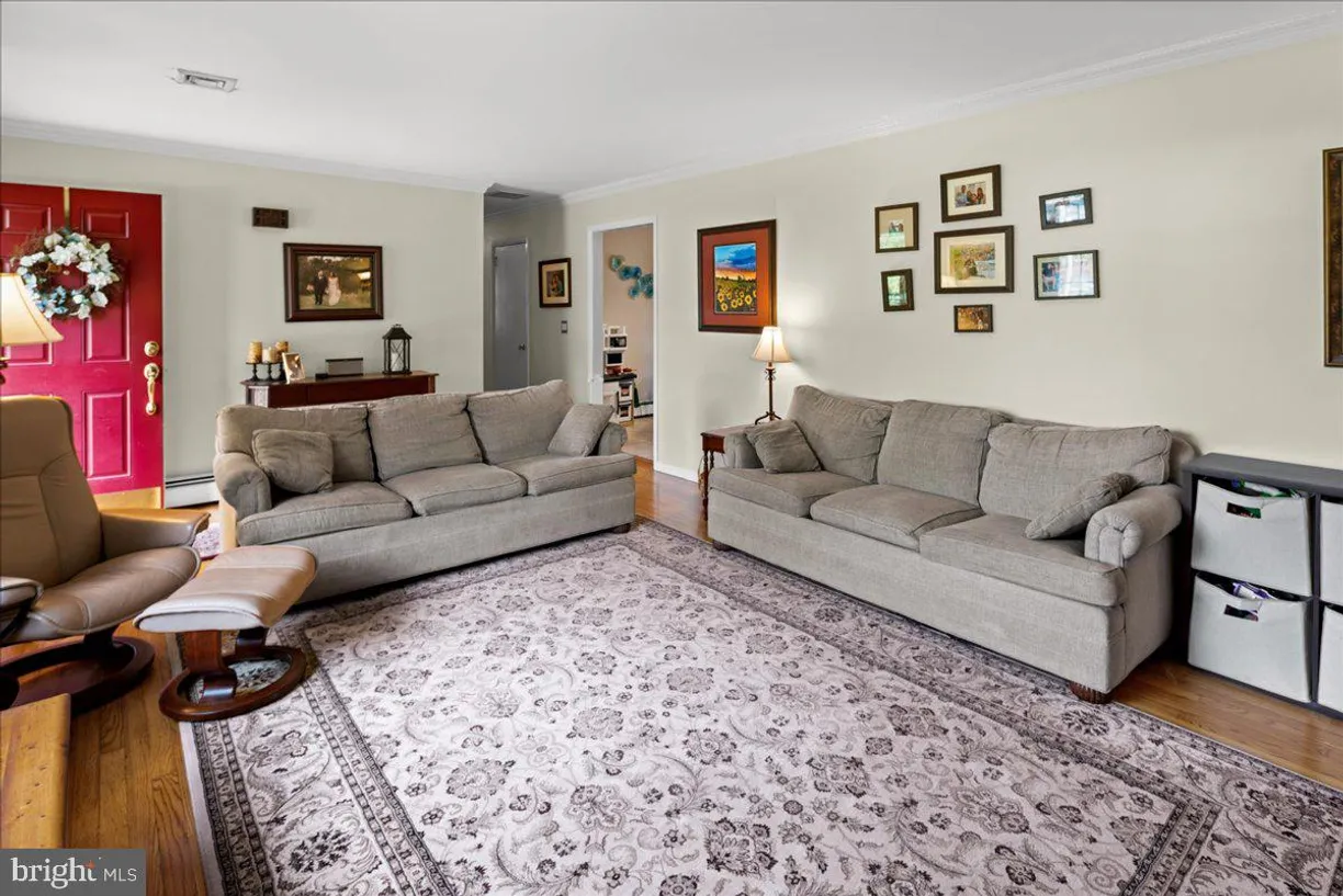Central NJ/Bucks County, PA Real Estate | View 13 Morningside Drive | room 2