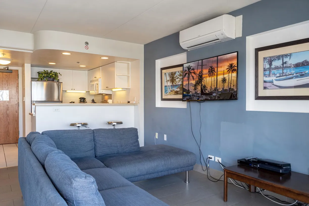 Hawaii Real Estate | View 1777 Ala Moana Boulevard, #1735 | room 1