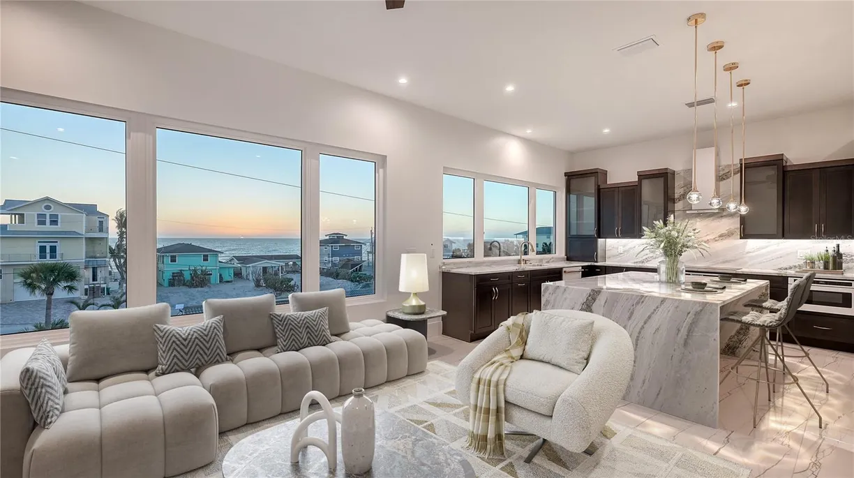 Sarasota/St. Petersburg Real Estate | View 1210 Gulf Boulevard | room 2