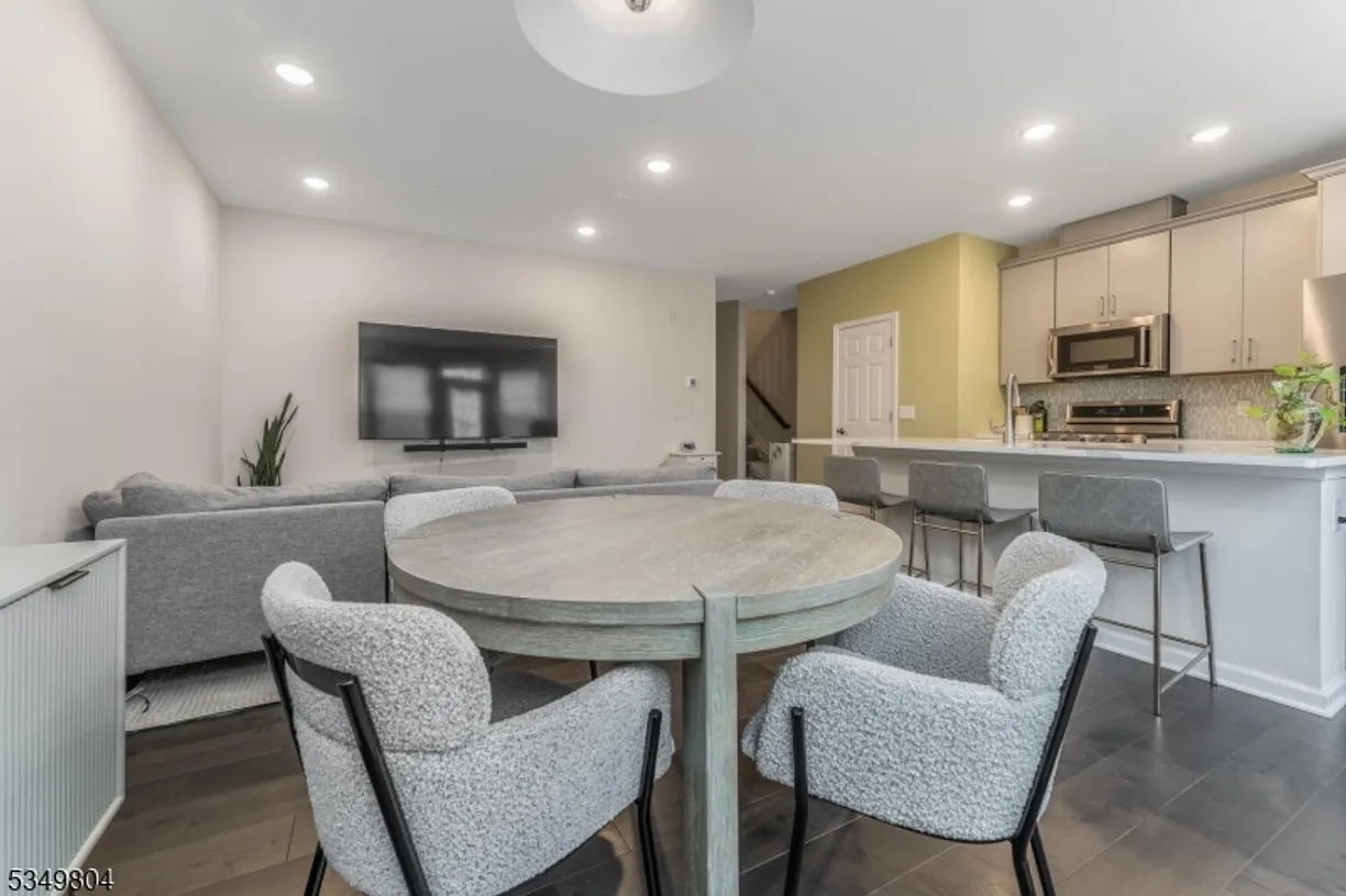 Central NJ/Bucks County, PA Real Estate | View 31 South Davenport St | room 2