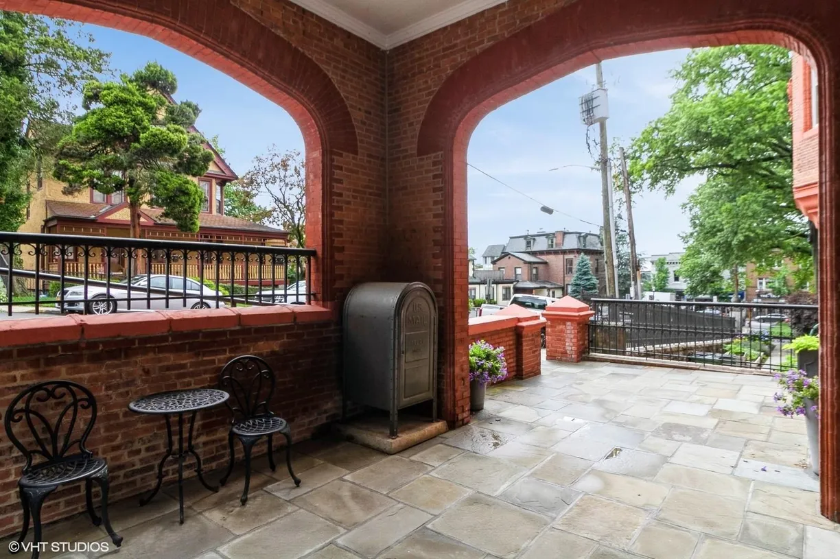 Westchester Real Estate | View 18 N Broadway #204 | room 2