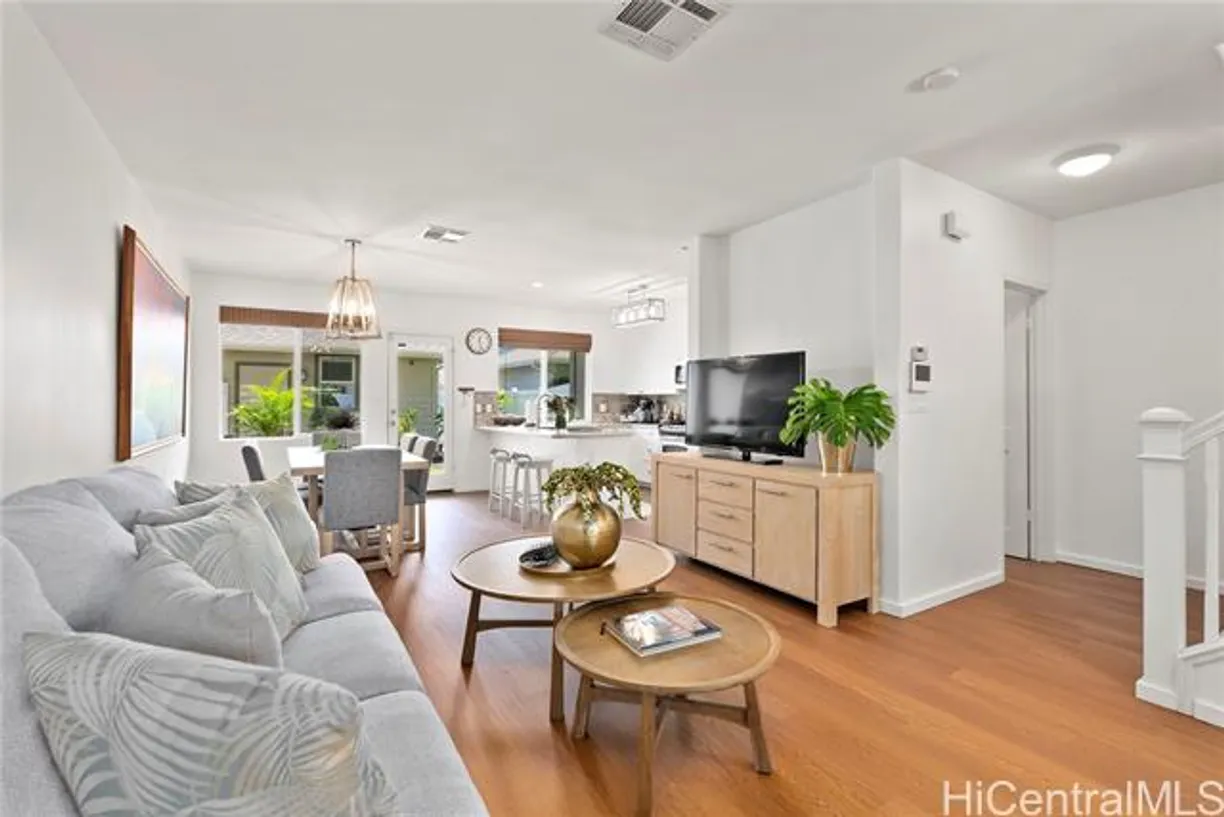 Hawaii Real Estate | View 91-1312 Keoneula Boulevard, #203 | room 2