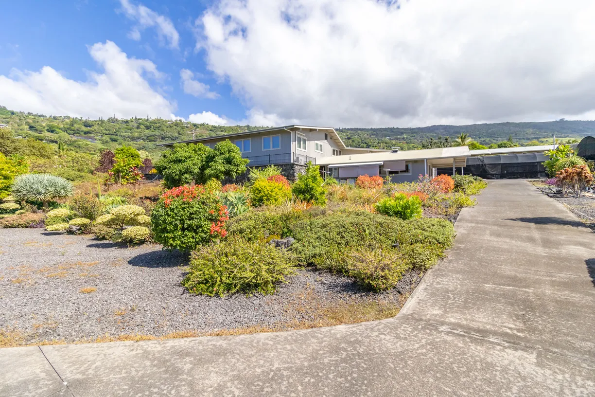 Hawaii Real Estate | View 82-1097 MELI RD | room 2