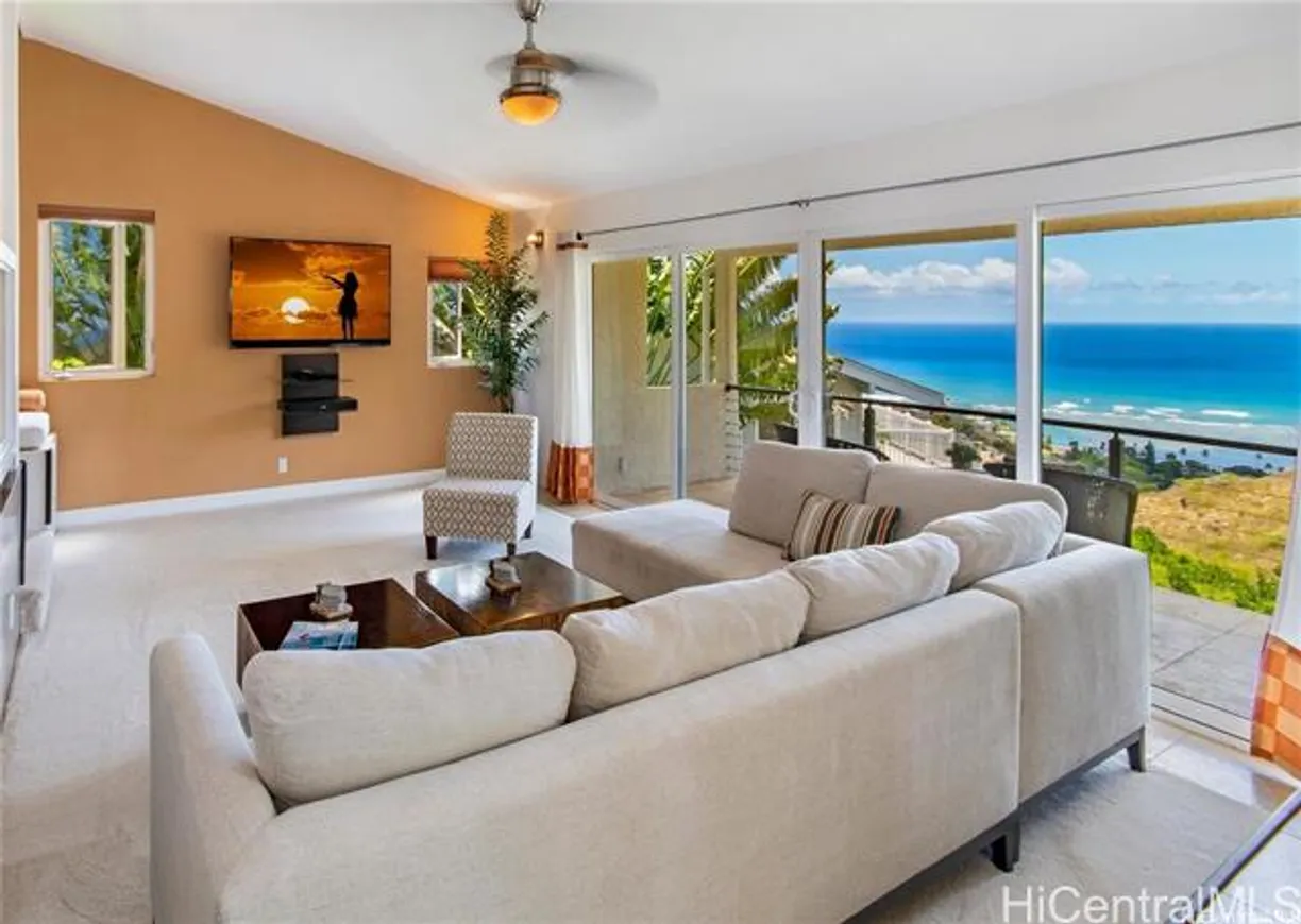 Hawaii Real Estate | View 5436 Poola Street | 5 Beds, 4 Baths