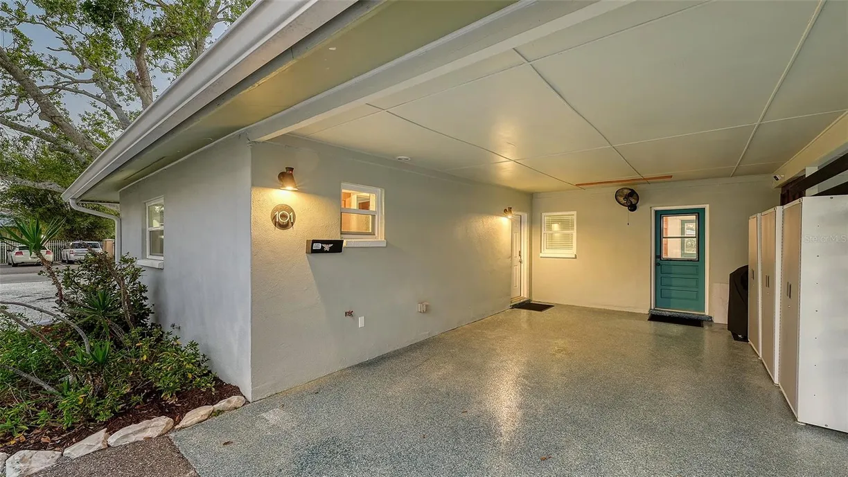 Sarasota/St. Petersburg Real Estate | View 101 Base Avenue E #101, 103 | room 2