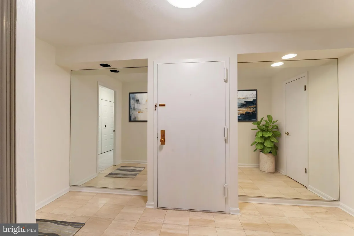 Washington Metro Area Real Estate | View 1800 Old Meadow 410 | room 2