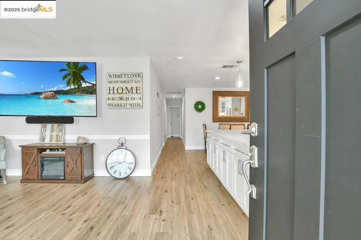 Northern California Real Estate | View 785 Peachwillow Dr | room 1