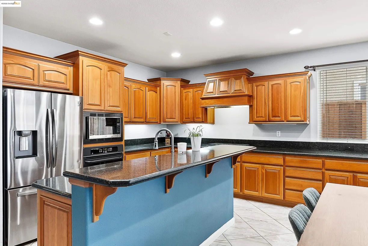 Northern California Real Estate | View 3551 Keystone Loop | room 2