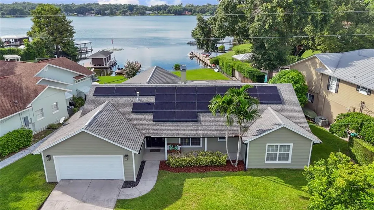 Central Florida Real Estate | View 301 Richard Place | 4 Beds, 3 Baths
