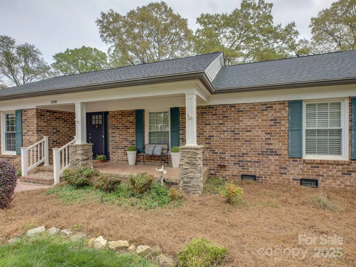 Charlotte Real Estate | View 1340 Braeburn Road | room 2