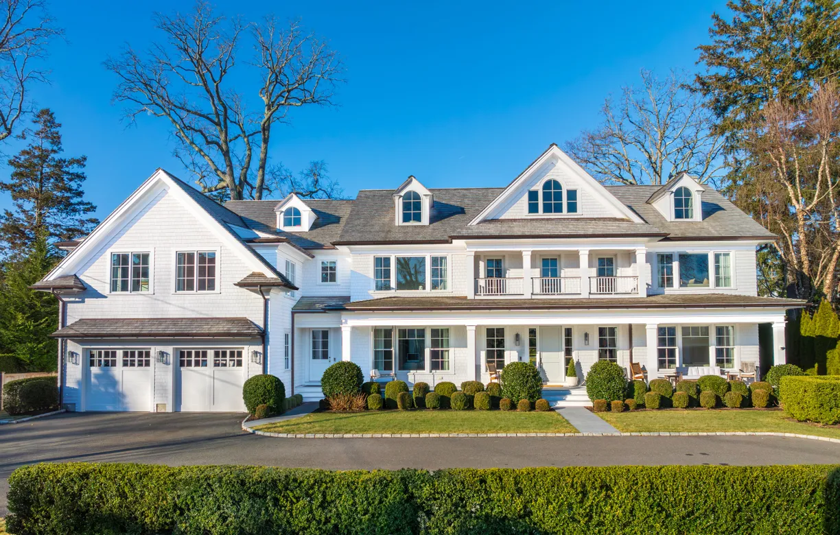 Greenwich Real Estate | View 20 Ann Street | 6 Beds, 6 Baths