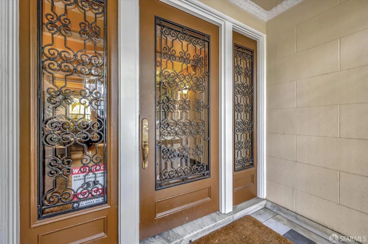 Northern California Real Estate | View 930 Scott St. #2 | room 1