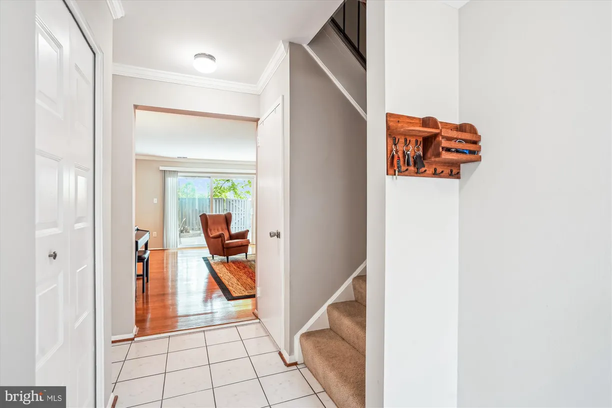 Washington Metro Area Real Estate | View 1797 Ivy Oak Square Unit# 67 | room 2