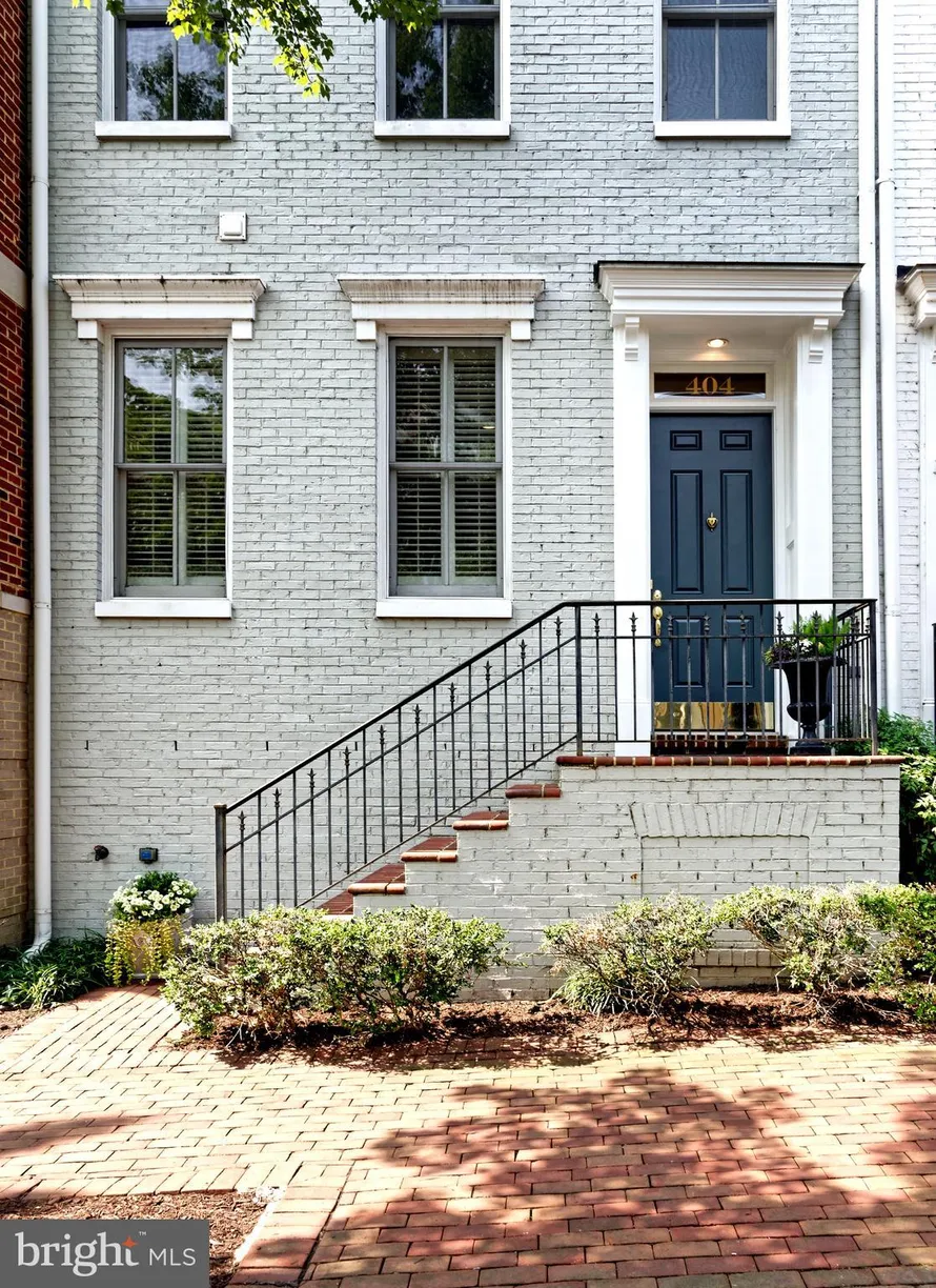 Washington Metro Area Real Estate | View 404 Oronoco Street | room 2