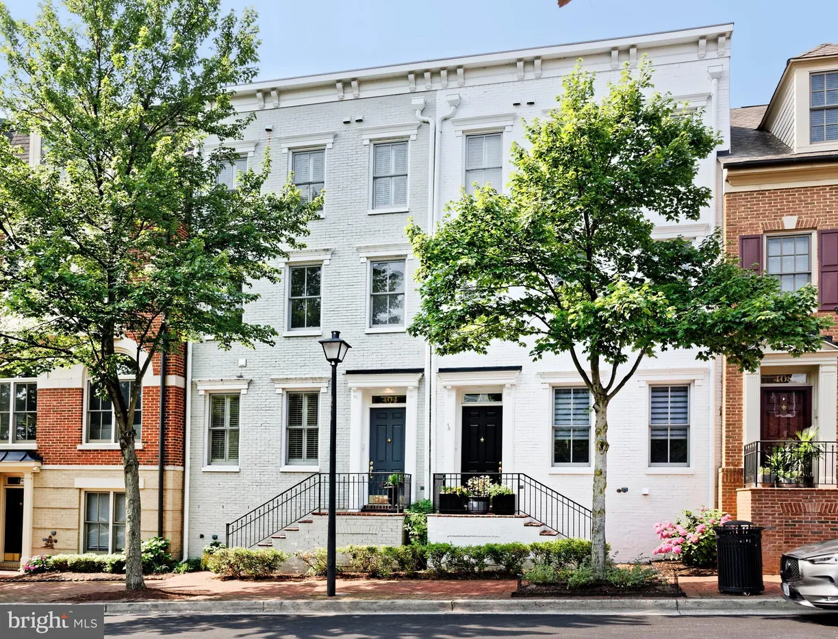Washington Metro Area Real Estate | View 404 Oronoco Street | 3 Beds, 3 Baths