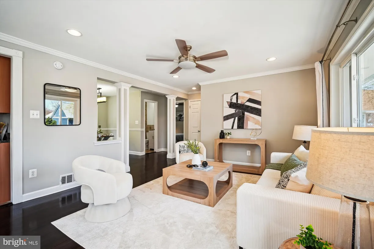 Washington Metro Area Real Estate | View 1416 Buchanan Street | room 2