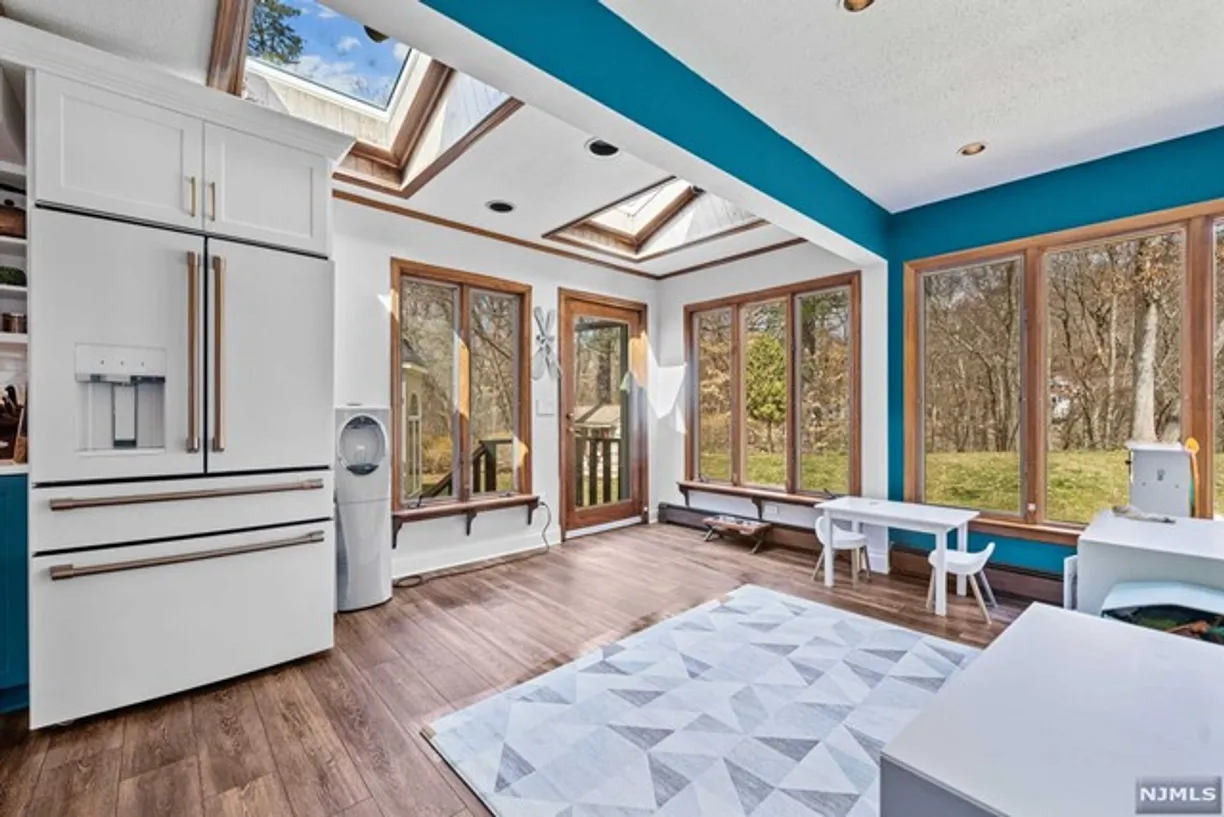 Rockland/Orange/NJ Real Estate | View 44 Rustic Drive | room 6 | View 7