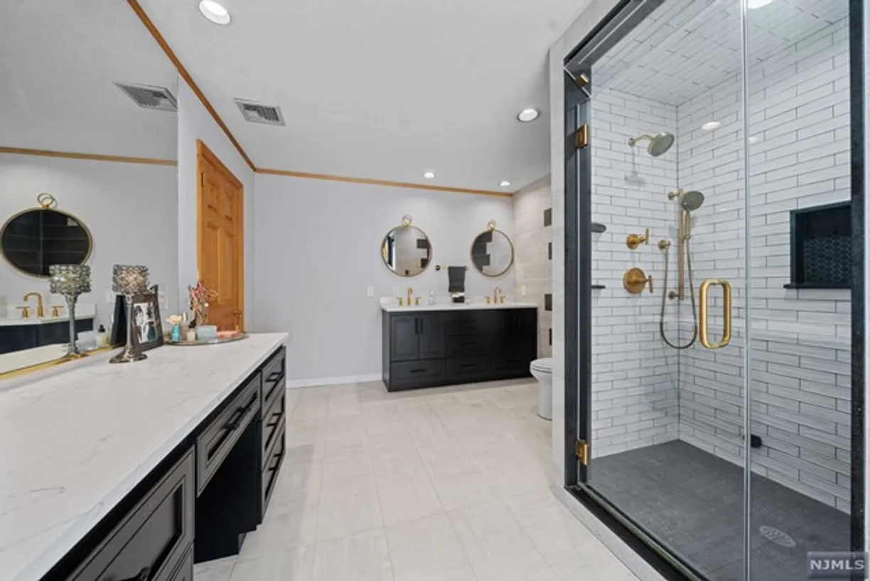 Rockland/Orange/NJ Real Estate | View 44 Rustic Drive | room 21 | View 22