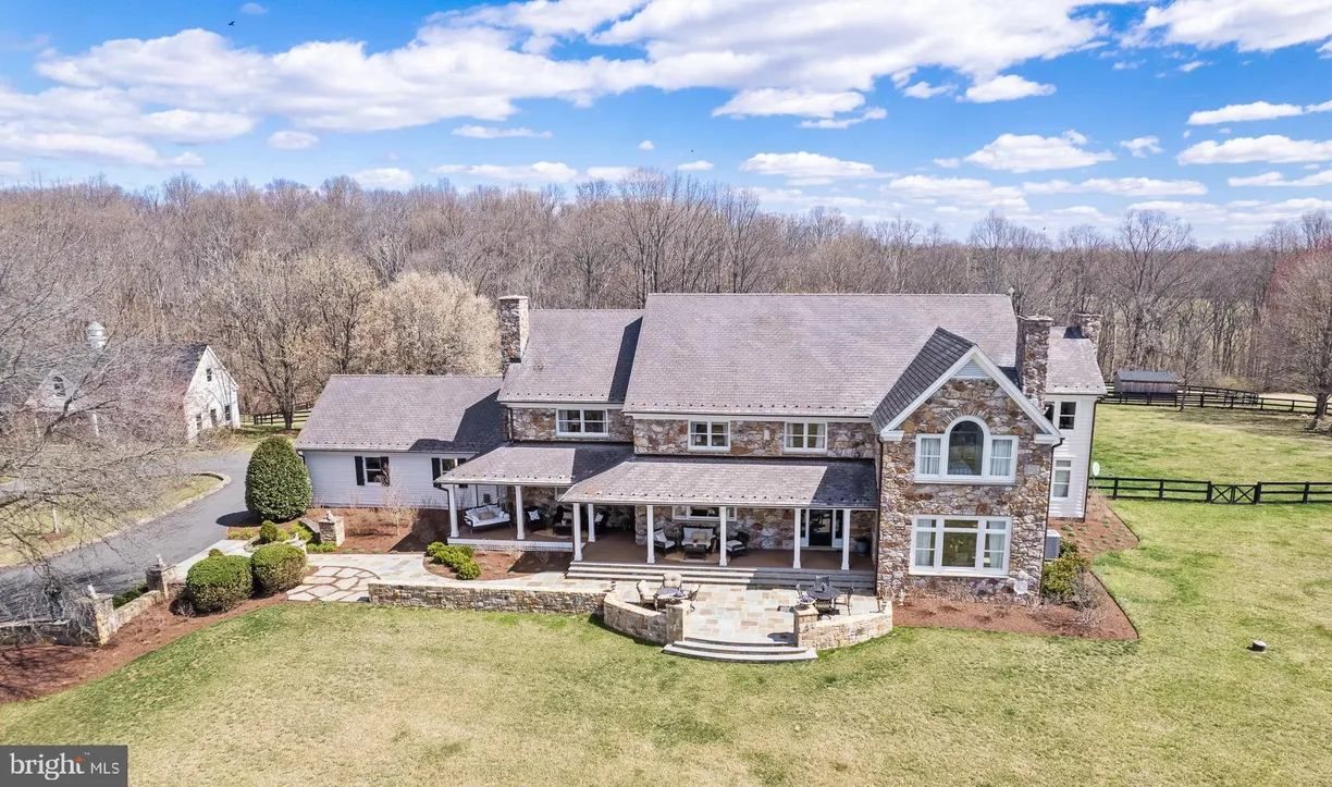 Washington Metro Area Real Estate | View 20544 Beaverdam Bridge Road | 5 Beds, 4 Baths