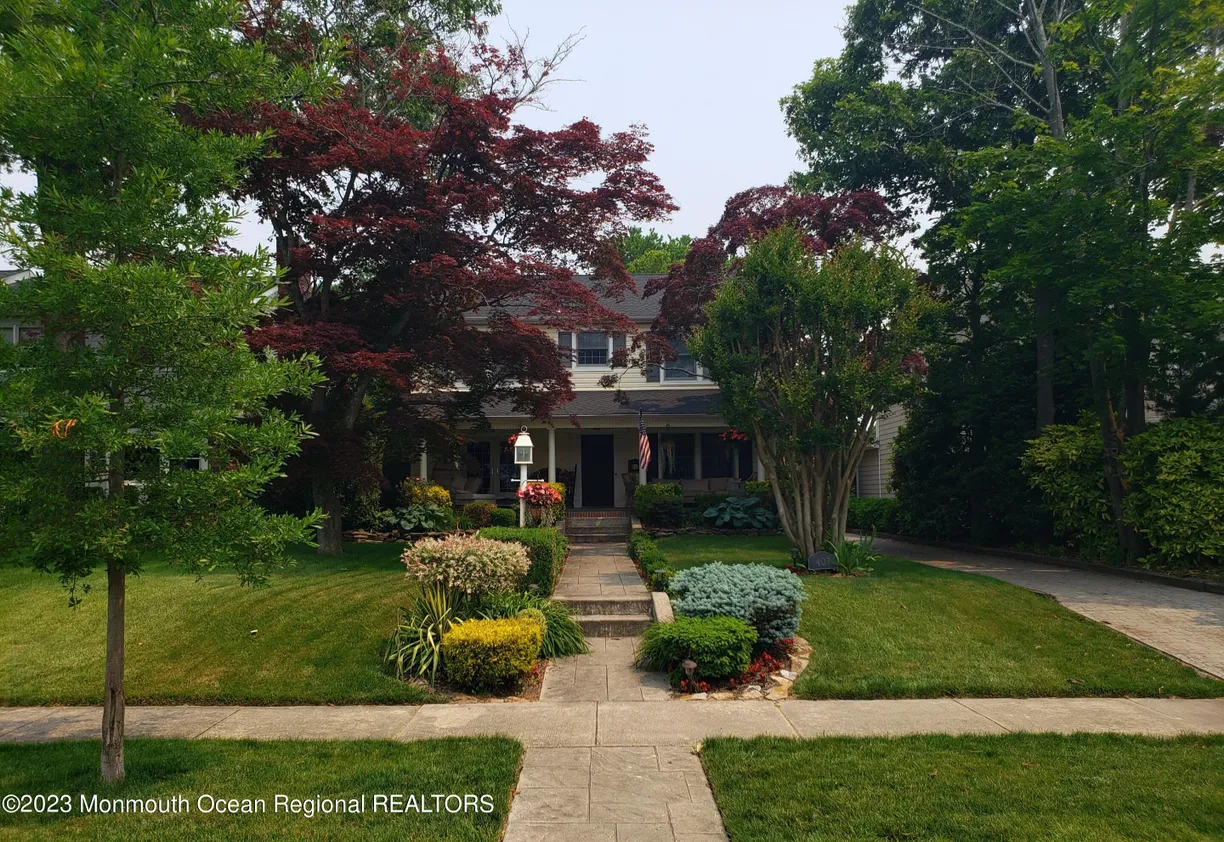Rockland/Orange/NJ Real Estate | View 407 Chicago Boulevard | room 2