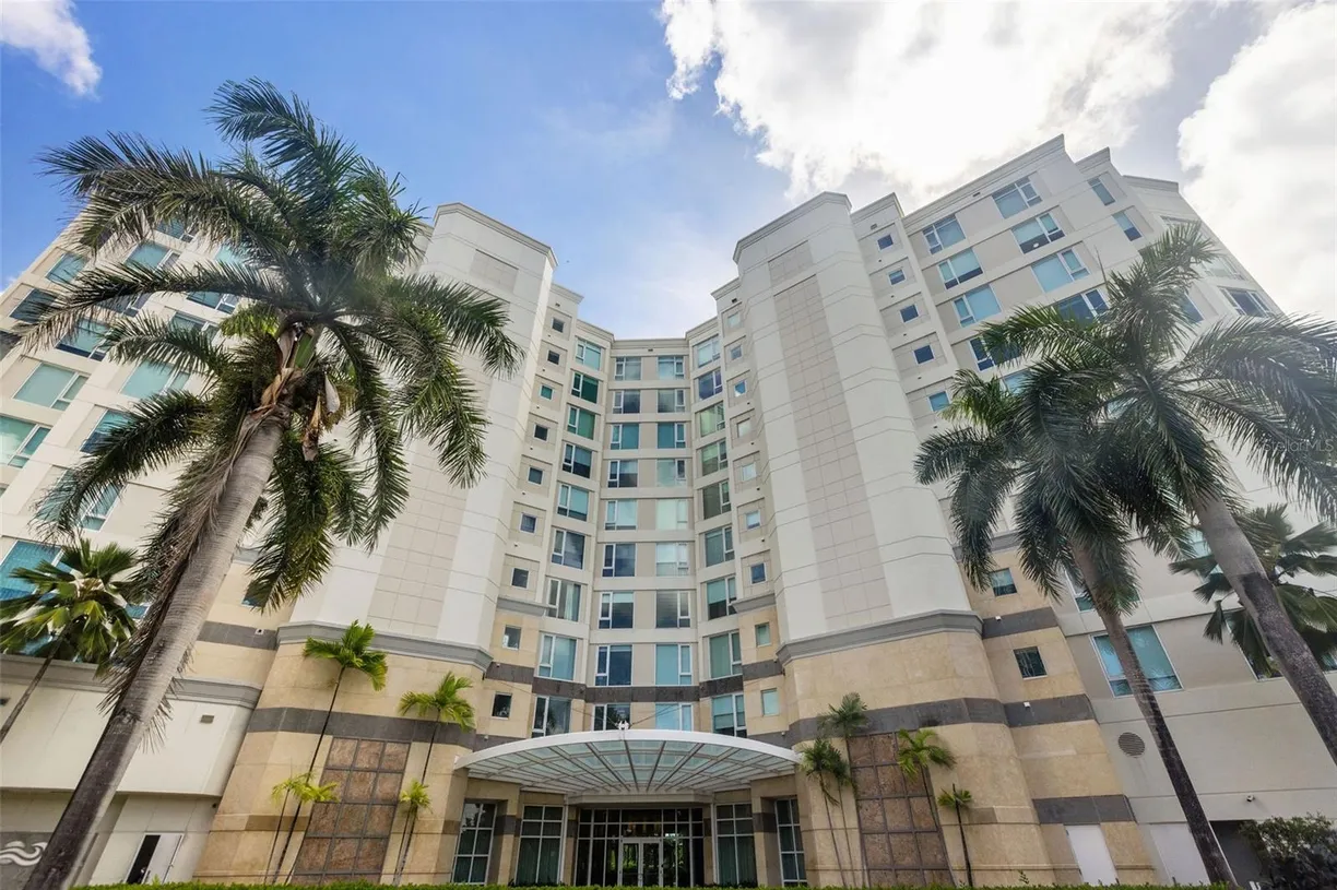 Puerto Rico Real Estate | View 5 Ave. Luis Munoz Rivera #401 | room 1