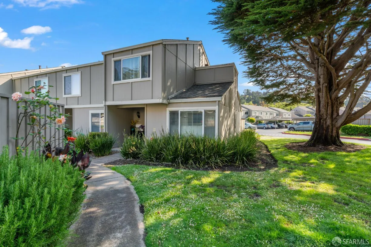 Northern California Real Estate | View 1267 Rosita Road | 2 Beds, 1 Bath