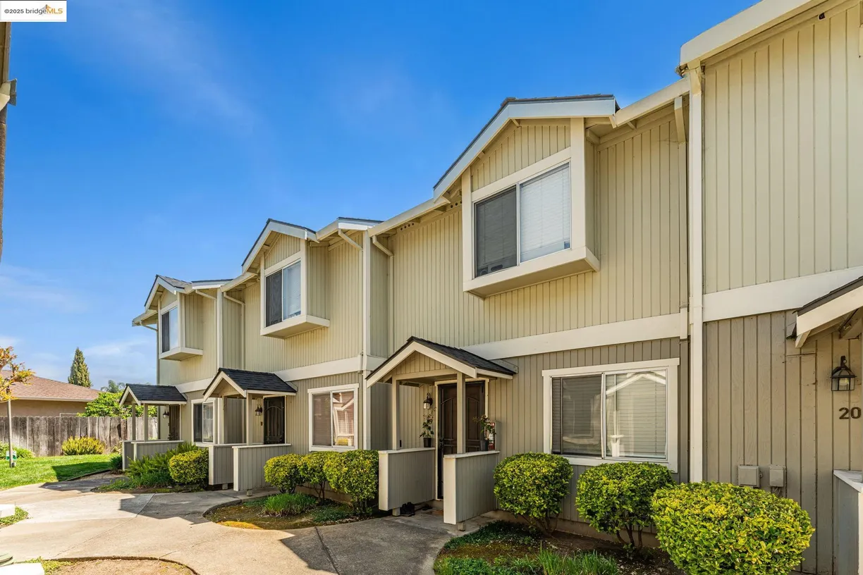 Northern California Real Estate | View 21564 Meekland Ave | room 1