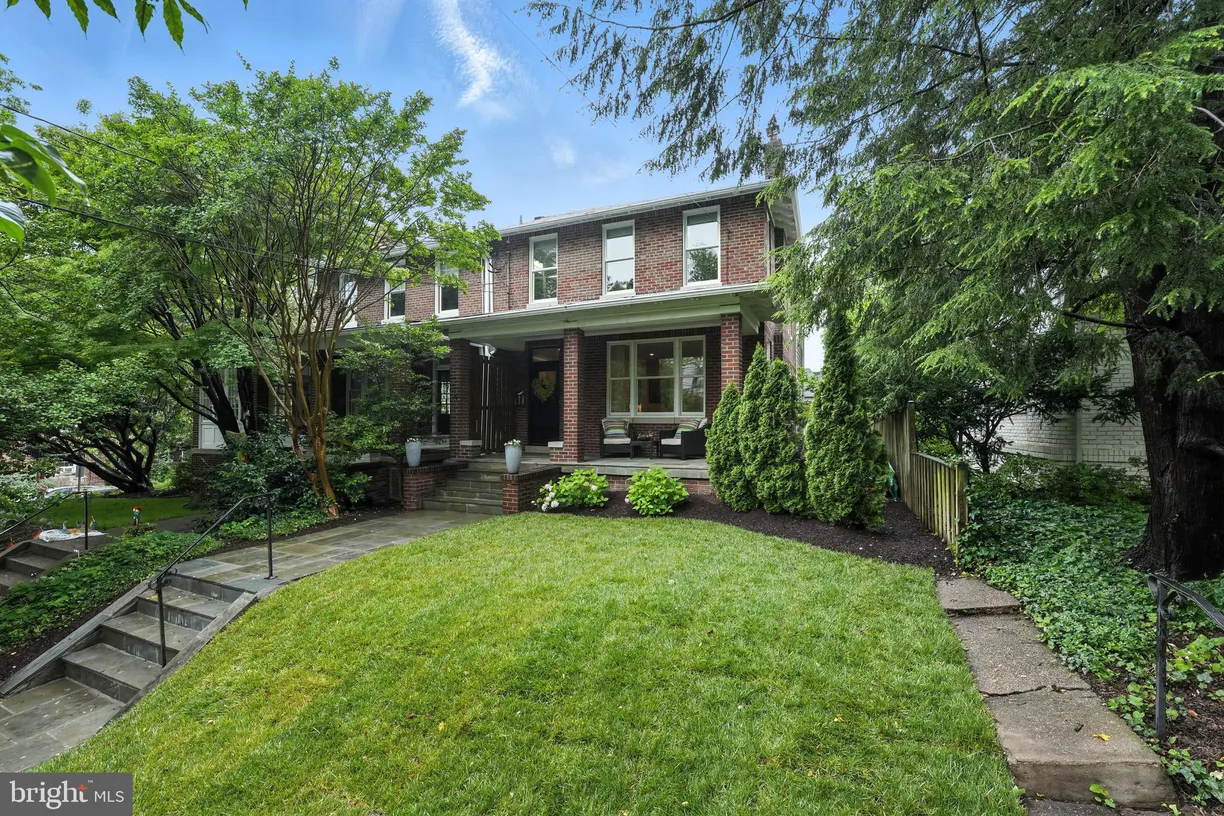 Washington Metro Area Real Estate | View 3831 Fulton Street NW | room 1