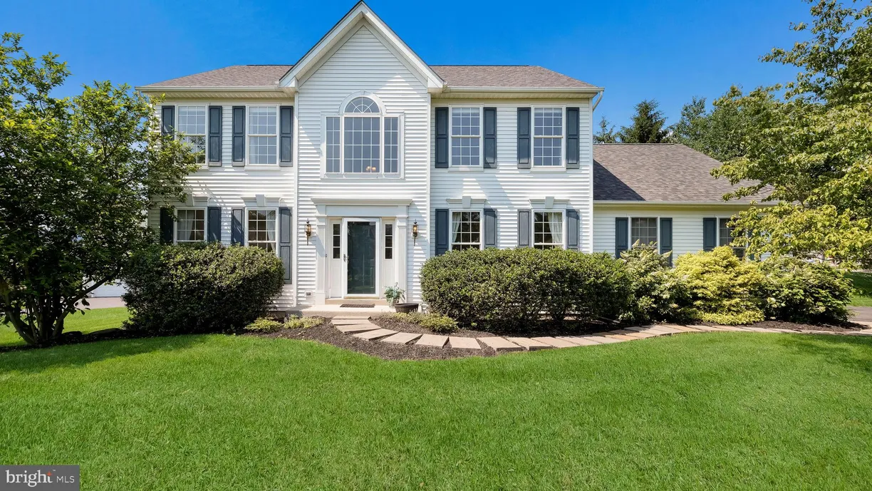 Central NJ/Bucks County, PA Real Estate | View 5510 Haverhill Lane | 4 Beds, 2 Baths