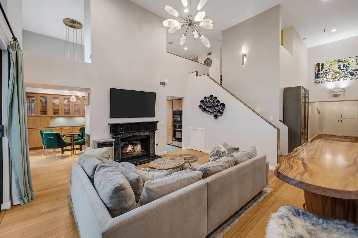 Northern California Real Estate | View 420 Esplanade Unit# 4 | room 2