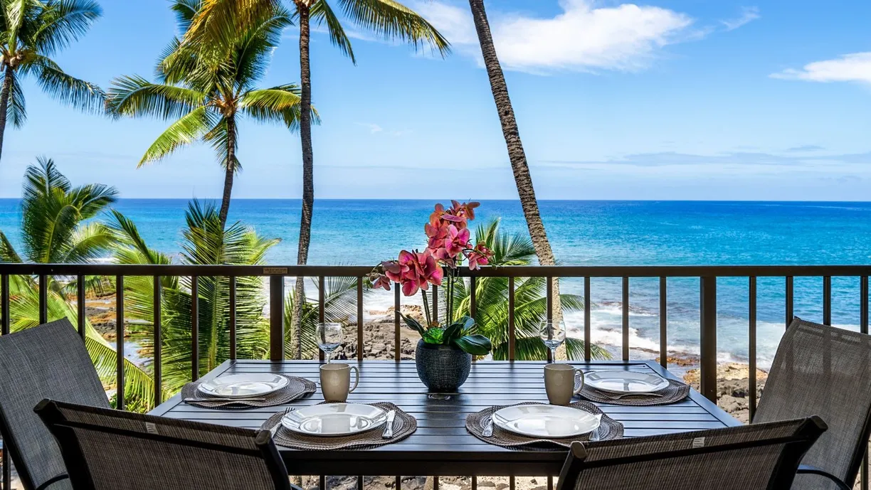 Hawaii Real Estate | View 76-6246 ALII DR, #322 | 2 Beds, 2 Baths