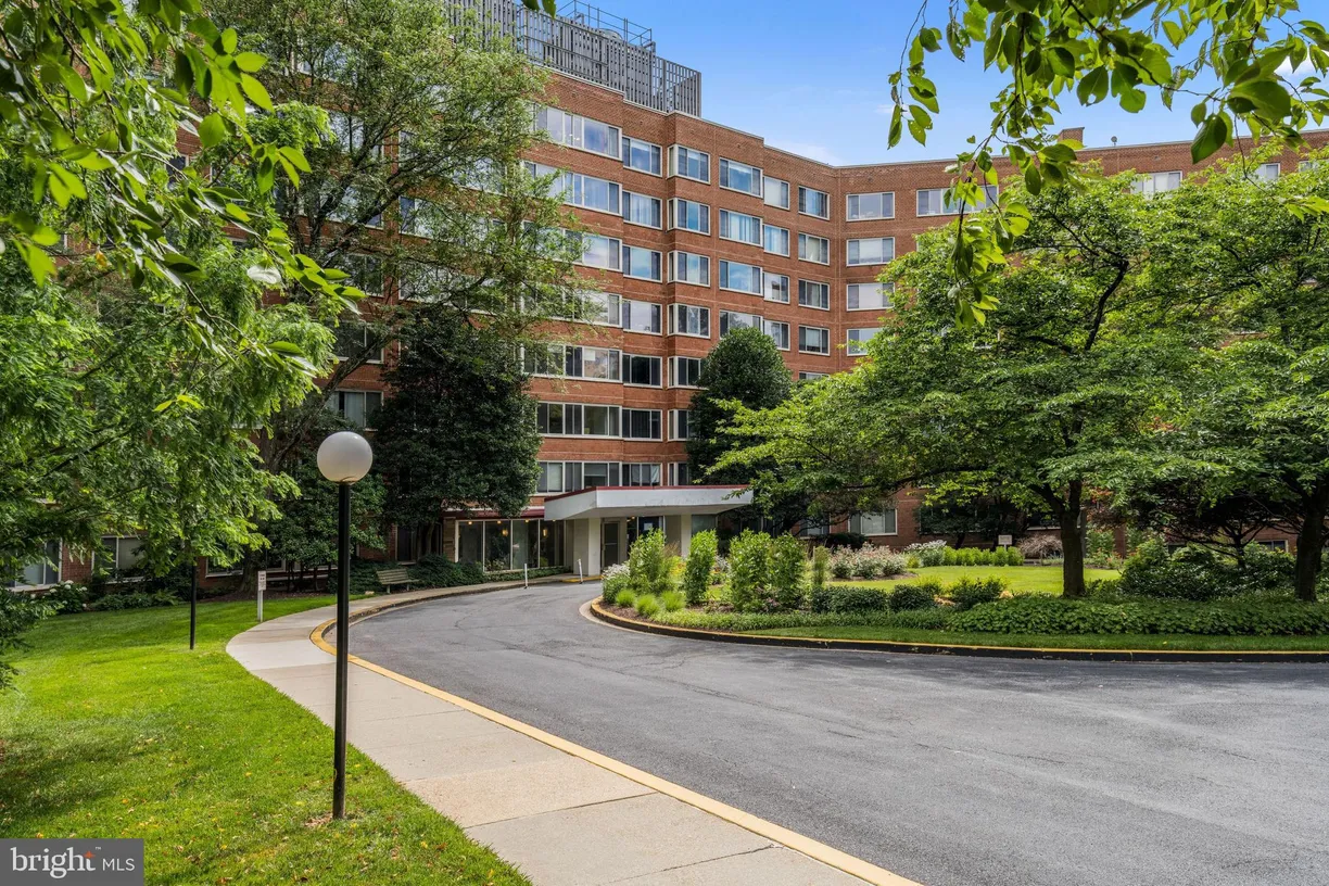 Washington Metro Area Real Estate | View 4000 Tunlaw Road NW Unit# 629 | 1 Bath