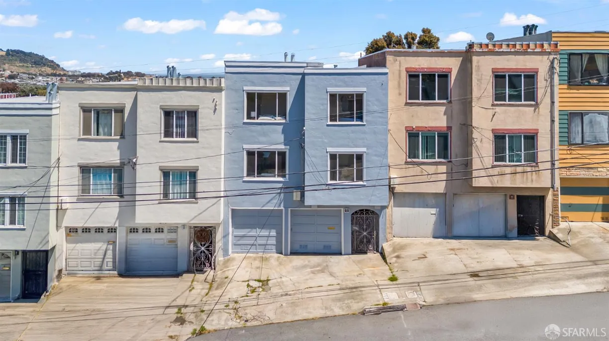 Northern California Real Estate | View 19 Castillo Street | 5 Beds, 2 Baths