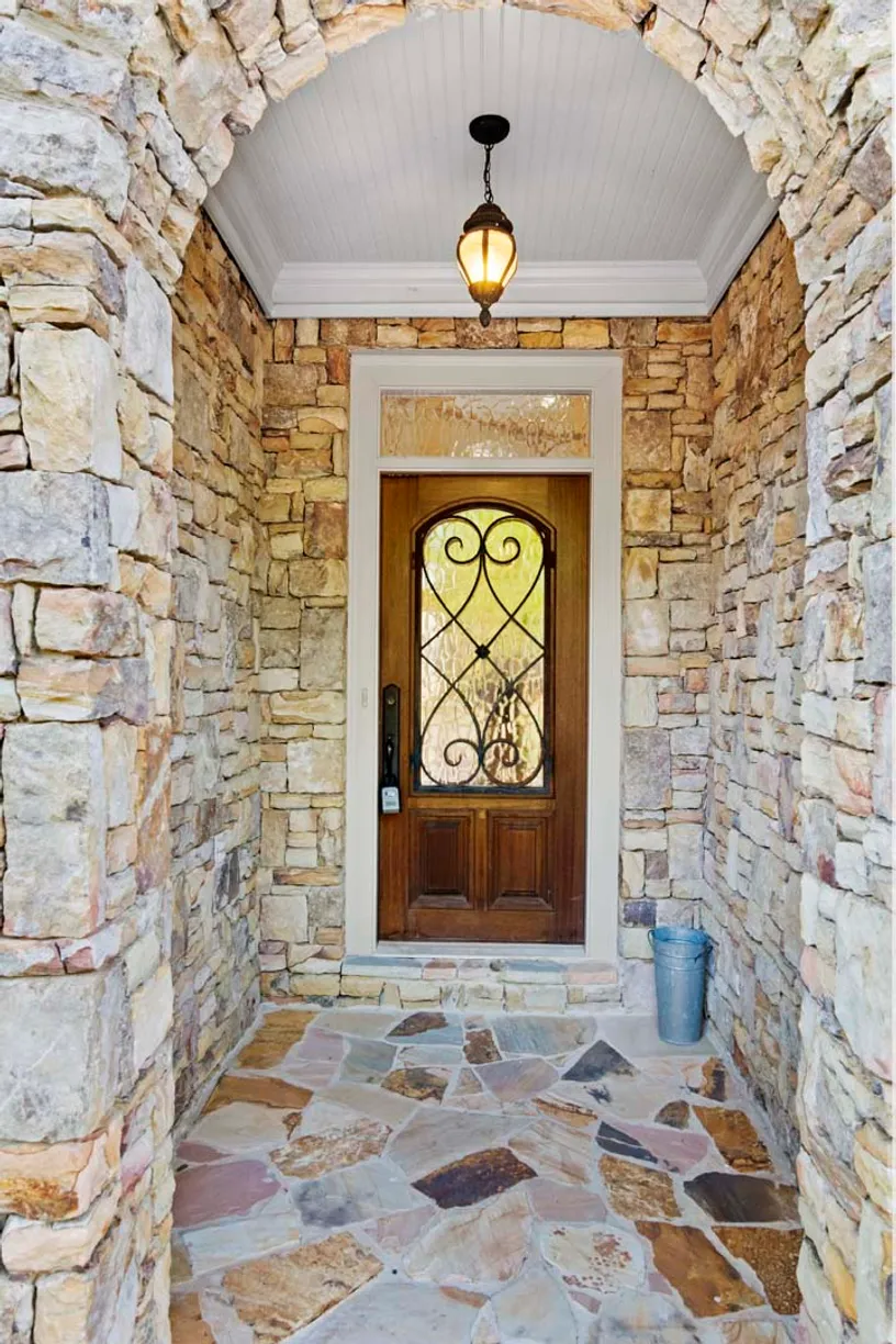 Athens, GA Real Estate | View 1372 Buckingham Court | AC