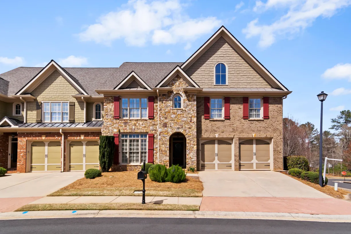 Athens, GA Real Estate | View 1372 Buckingham Court | 4 Beds, 5 Baths