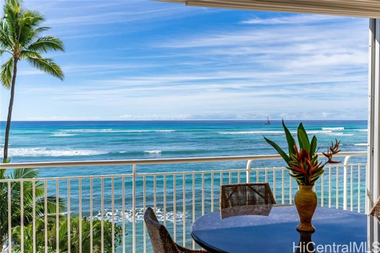 Hawaii Real Estate | View 2969 Kalakaua Avenue, #202 | 1 Bed, 1 Bath