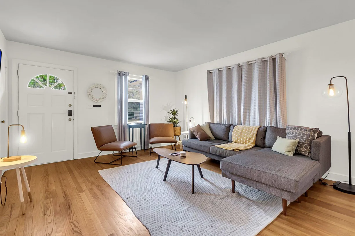 Charleston, SC Real Estate | View 5075 Walker Street | room 2