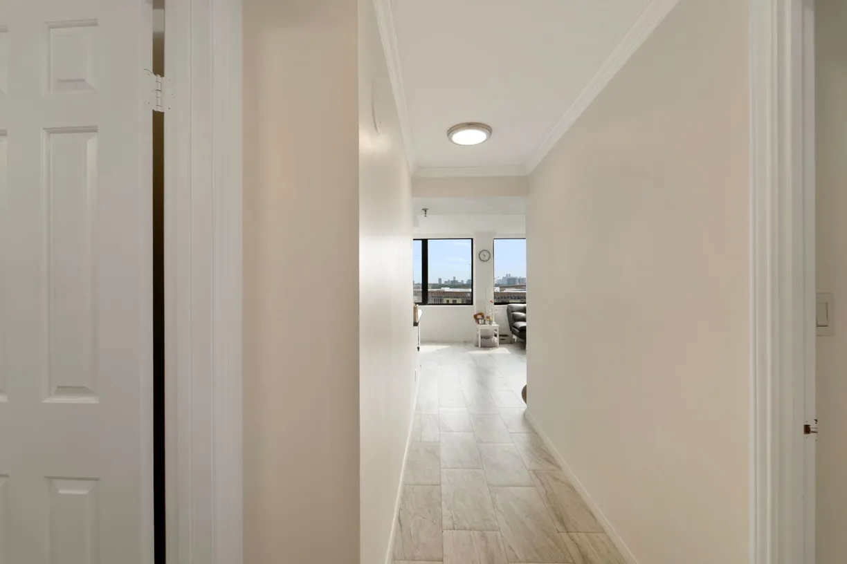 Houston Real Estate | View 3525 Sage Road #1104 | room 2