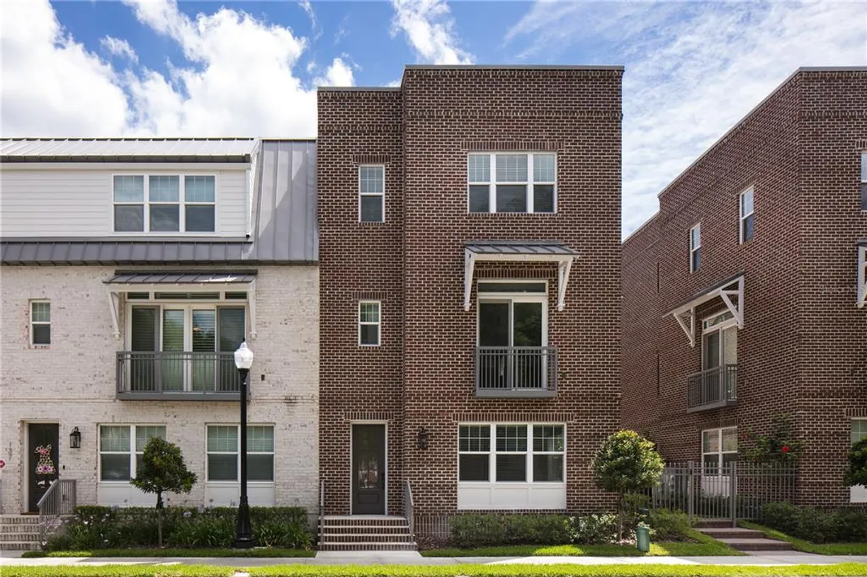 Central Florida Real Estate | View 141 S. Park Ave | 3 Beds, 3 Baths