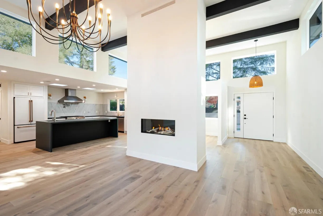 Northern California Real Estate | View 81 Estates | room 1