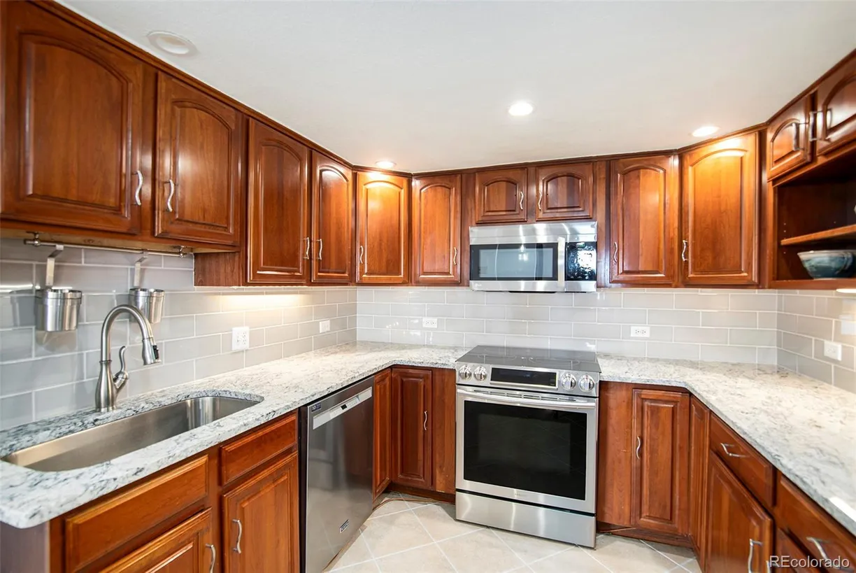 Denver Real Estate | View 1029 E 8th Avenue Unit# 1302 | room 2