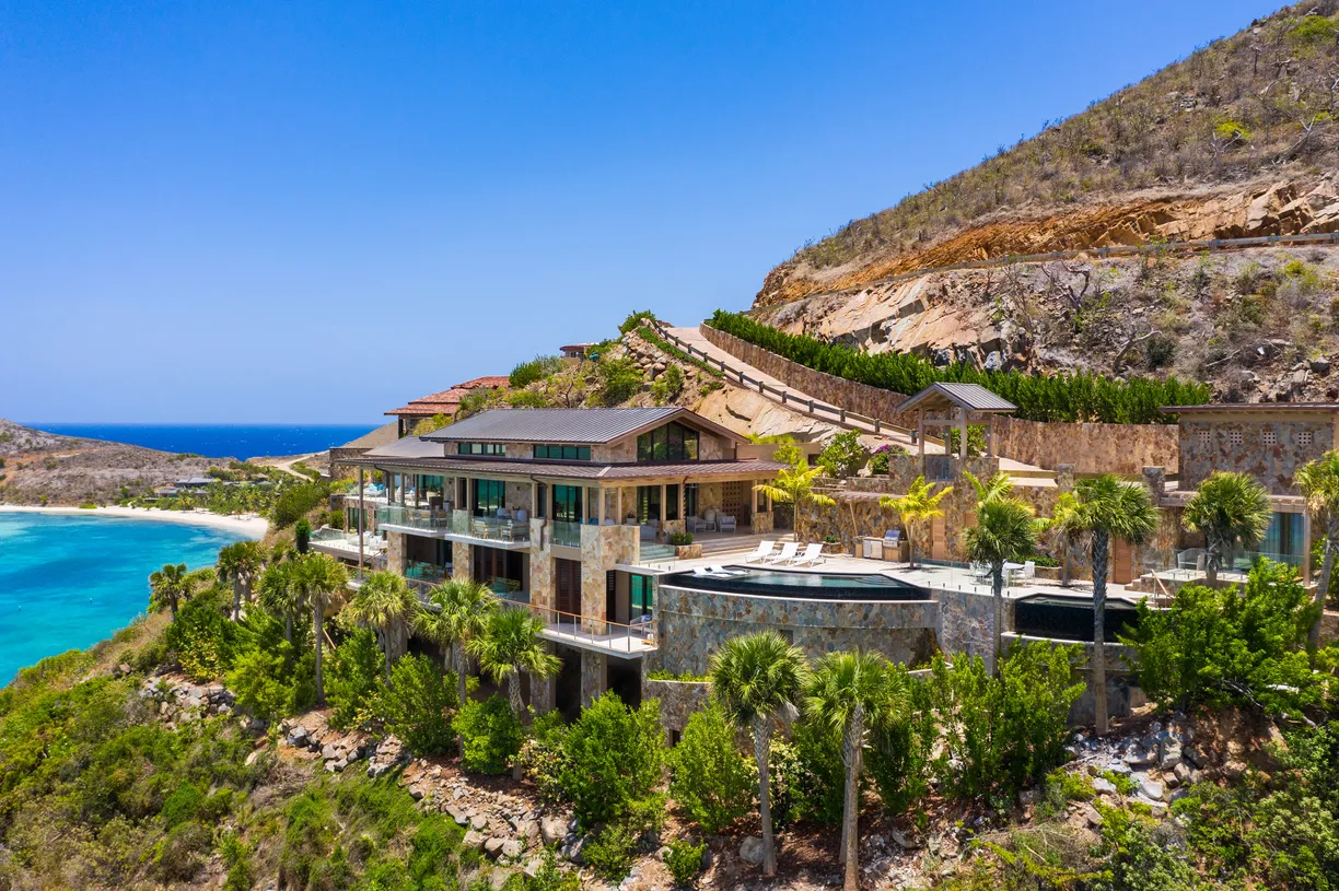 British Virgin Islands Real Estate | View Villa Maronti, Oil Nut Bay | room 1