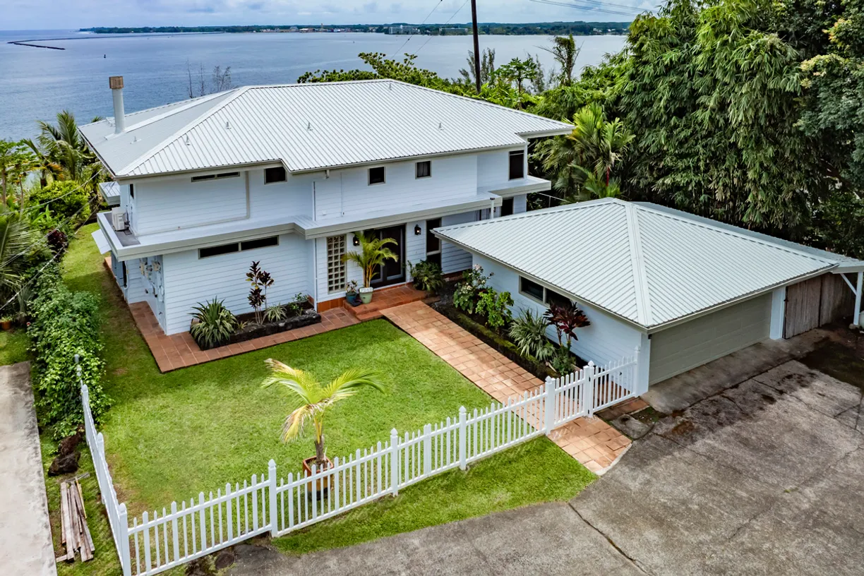 Hawaii Real Estate | View 724-B WAINAKU ST | room 2