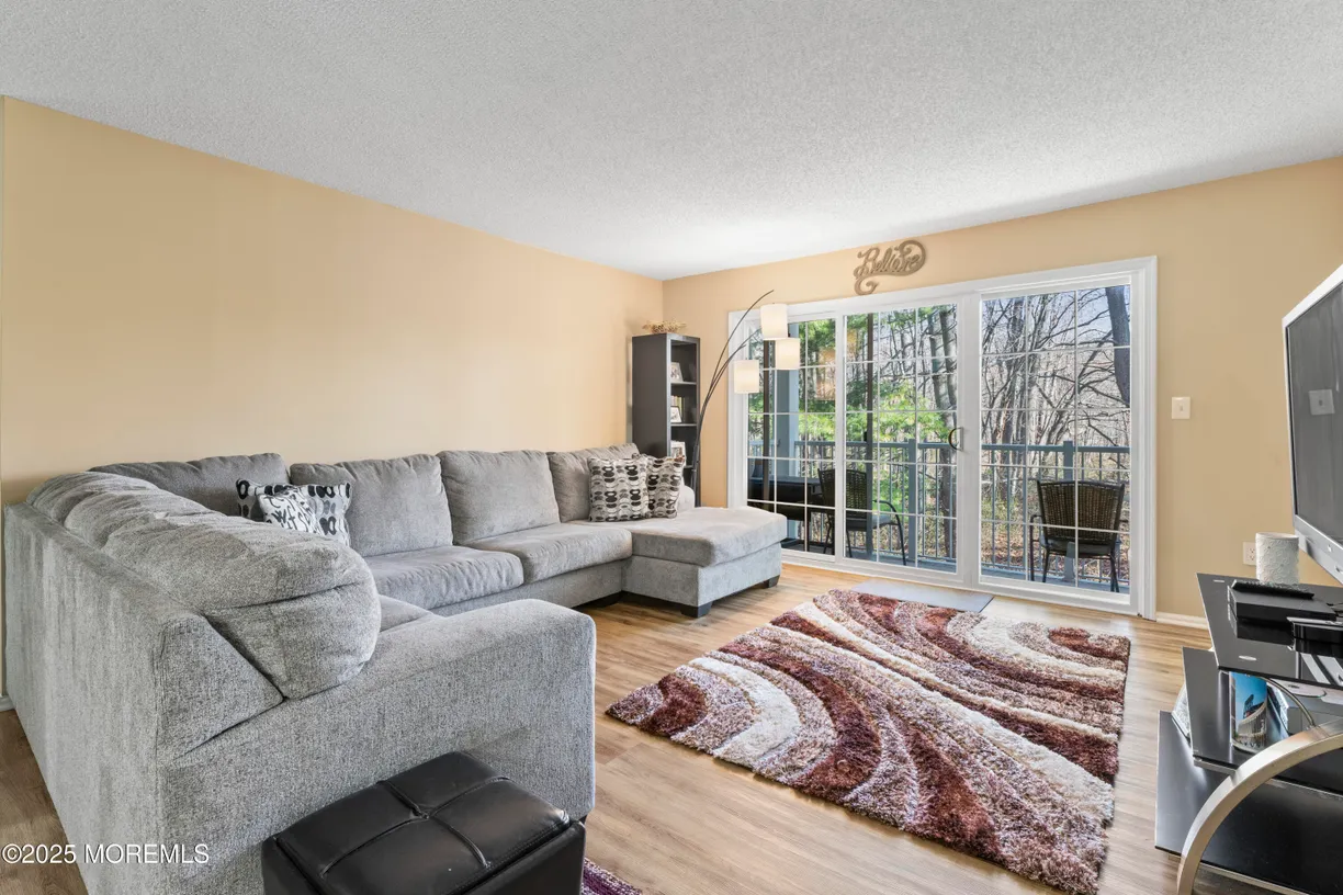 Rockland/Orange/NJ Real Estate | View 58 Cheverny Court | 2 Beds, 2 Baths